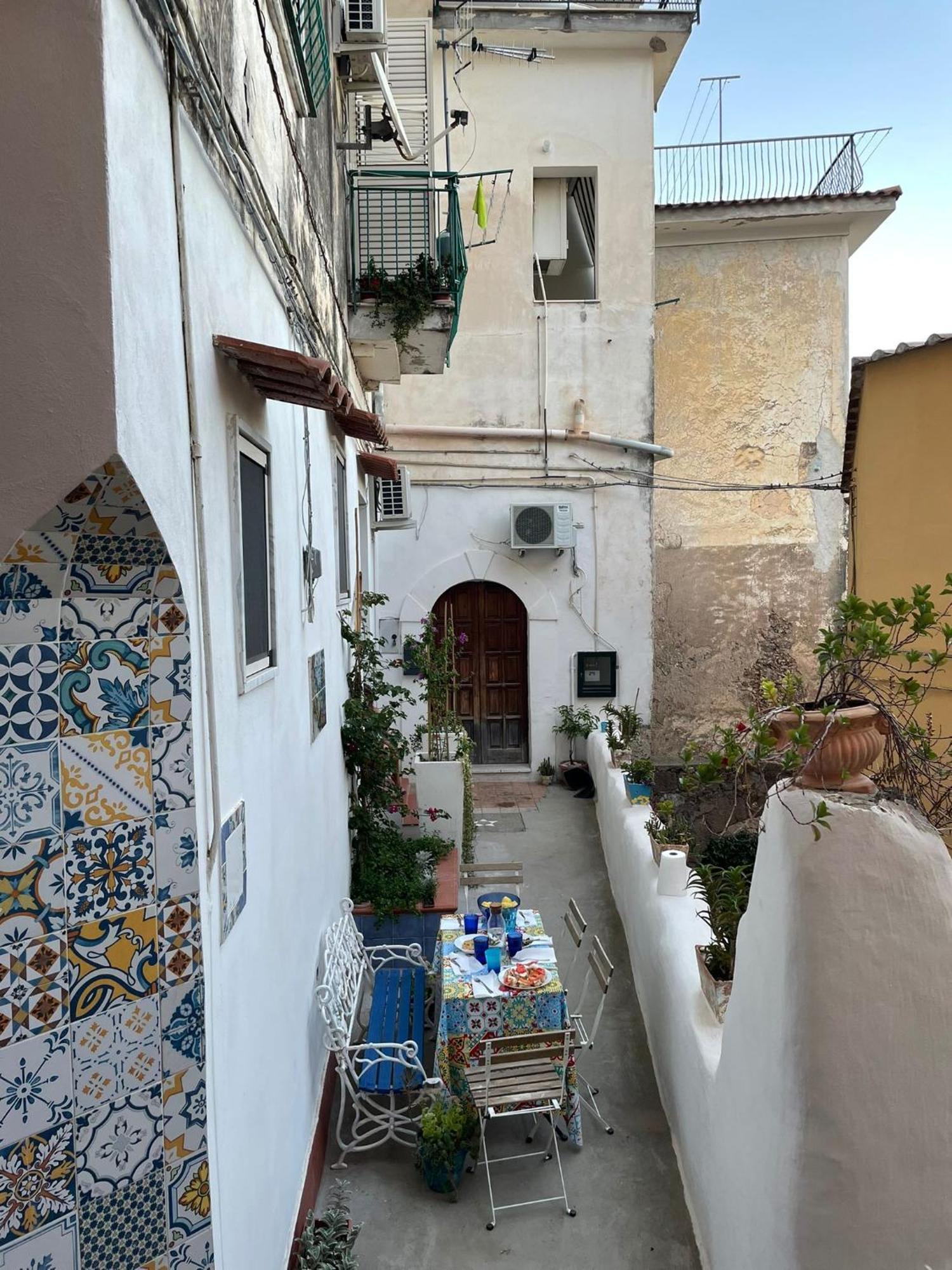 Casa Vacanza Le Tre Sorelle Vietri Εξωτερικό φωτογραφία